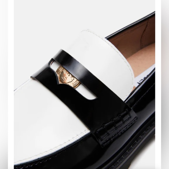 COPY - ✨✨❤️Steve Madden Miller black/white loafers SIZE 6✨✨❤️ - Picture 3 of 6